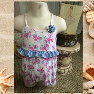 Kids Archimedes girl’s one piece bathing suit. EUC